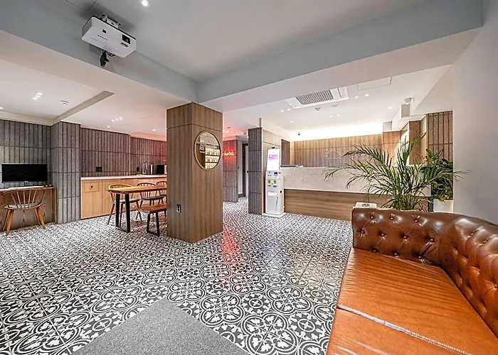 Shinchon Brown Dot Shinchon Branch Hotel