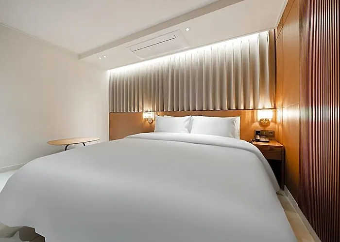 Hotel Shinchon Brown Dot Shinchon Branch Seoul