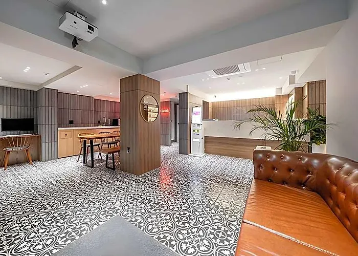 Otel Shinchon Brown Dot Shinchon Branch Seul