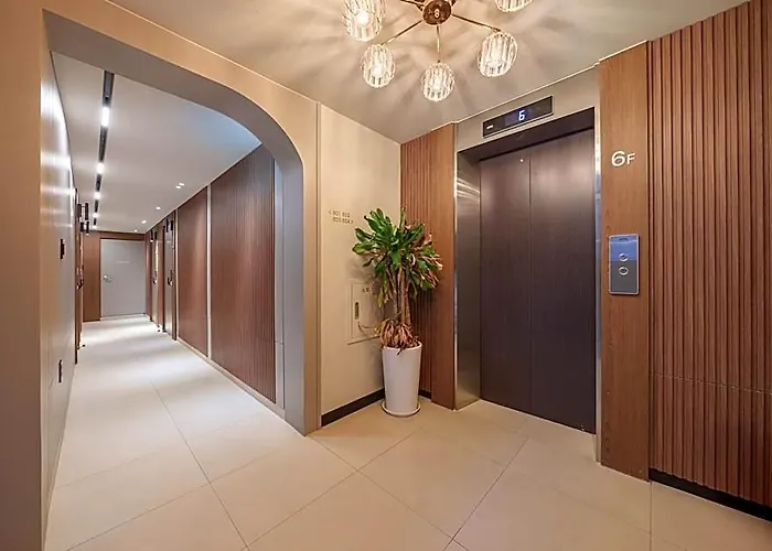 Shinchon Brown Dot Shinchon Branch Otel 2*